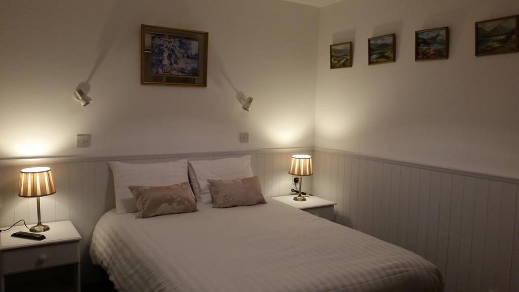 Hotel Halfway House