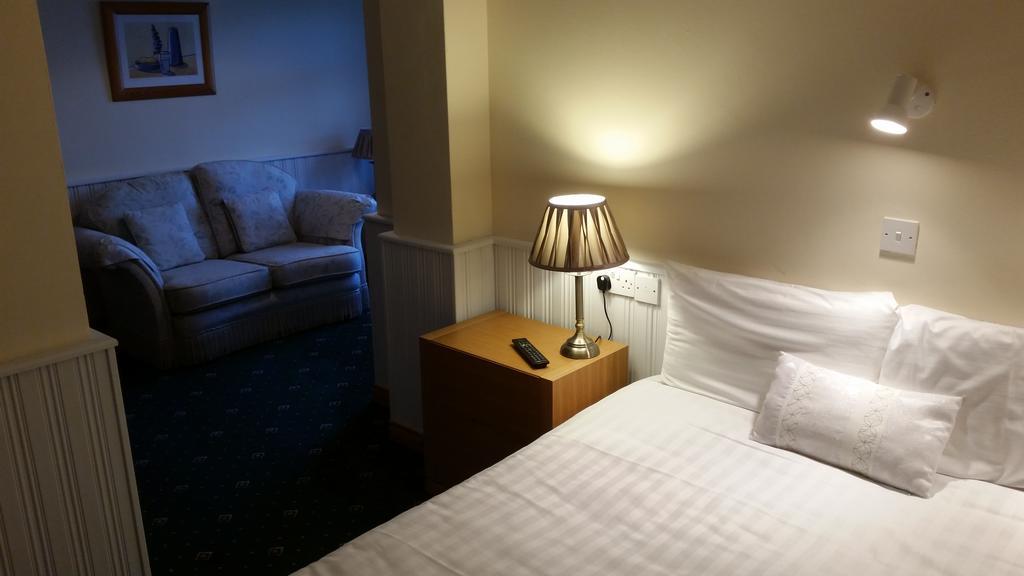Halfway House 3* Larne